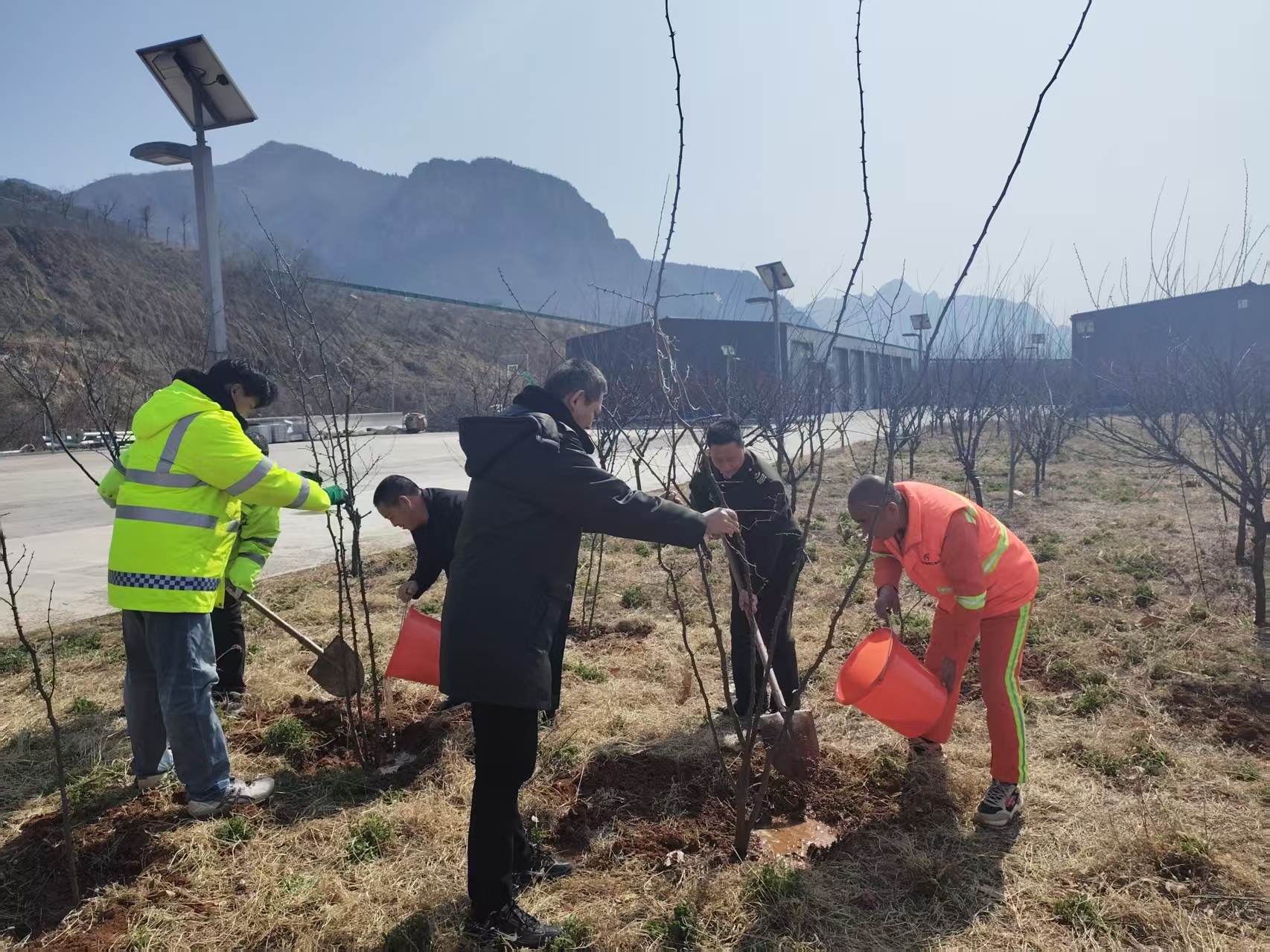 D:\桌面文件\aa553b81662ad26893f388b720055984.jpg D:\桌面文件\aa553b81662ad26893f388b720055984.jpg