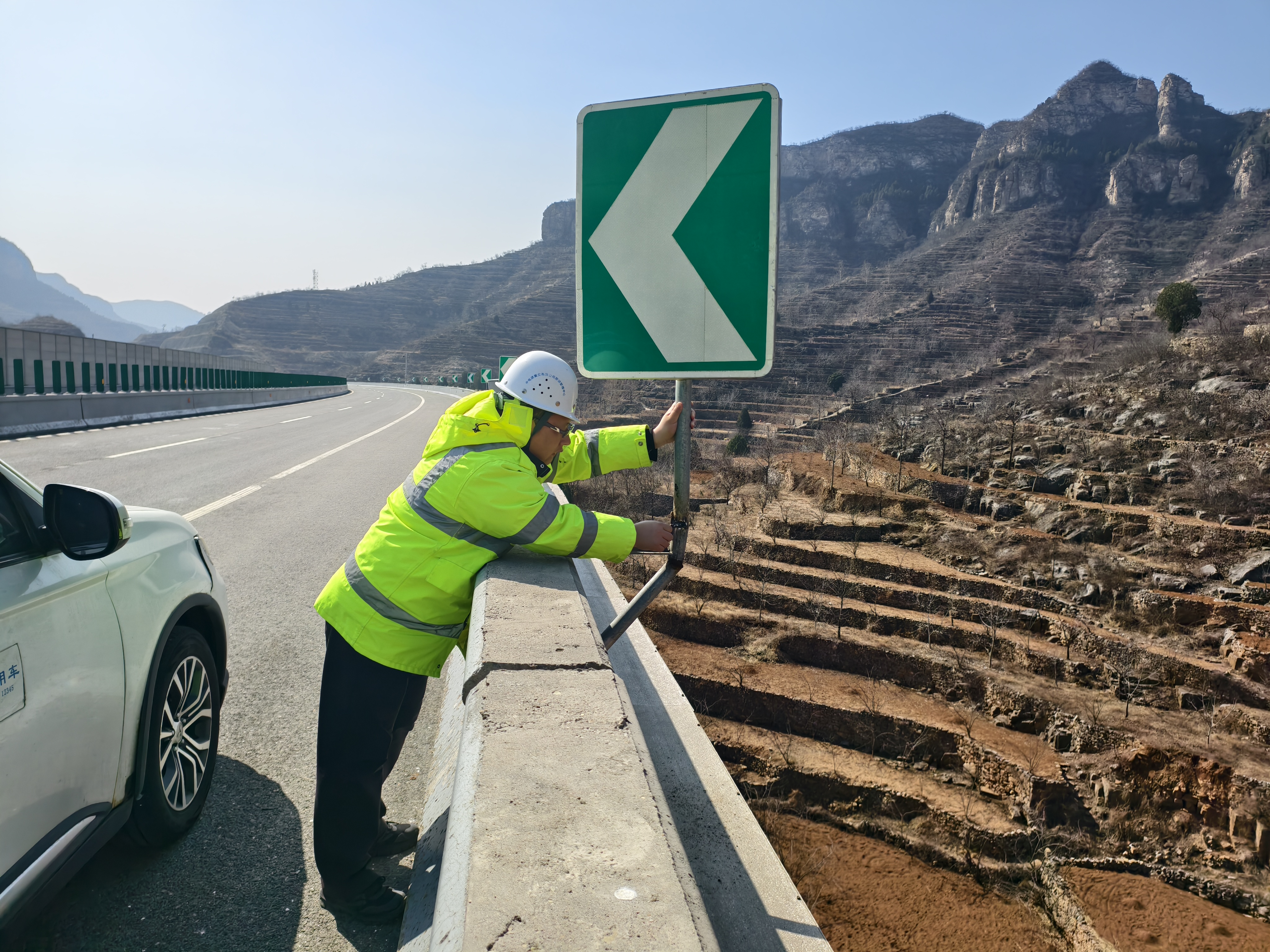 9f4181ddcfa160cc4dc565a339985b54.jpg 9f4181ddcfa160cc4dc565a339985b54.jpg