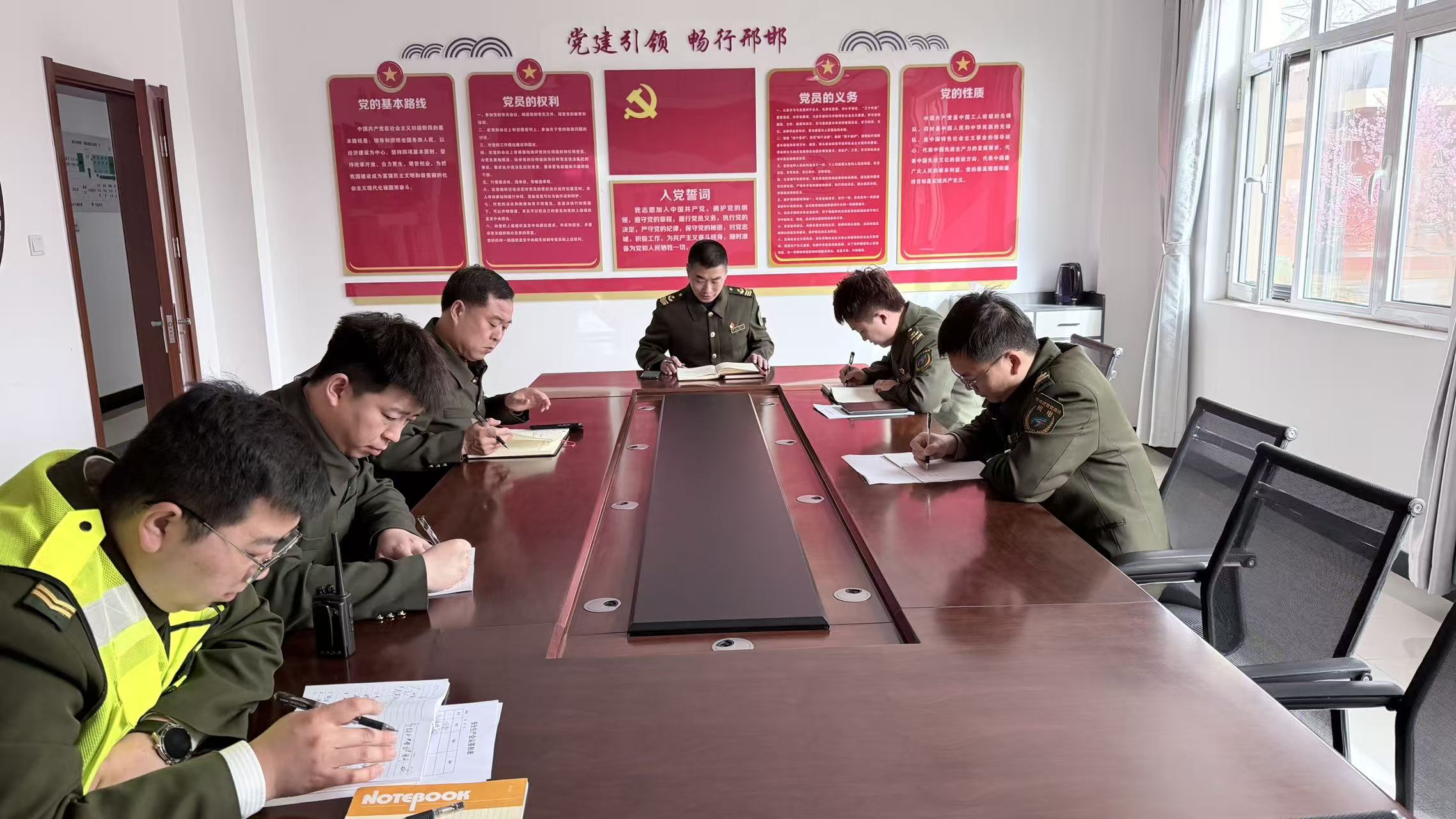 E:\赞龙桌面\2177e23dcc1ffb033151813c7d5ec0e9.jpg